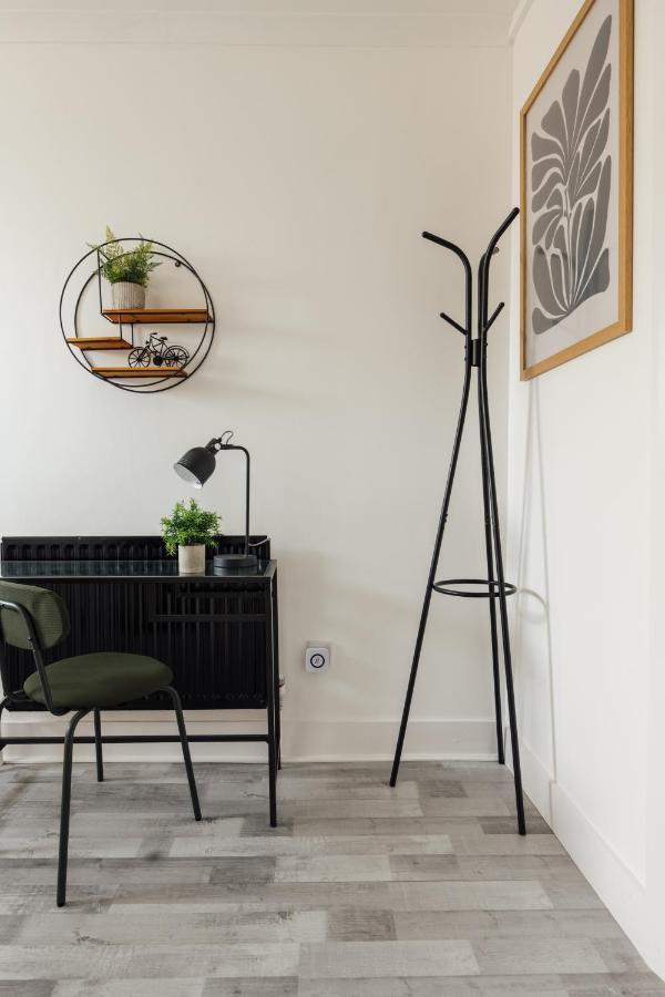 Stunning & Stylish 2 Bed Flat In West London Apartman Kültér fotó